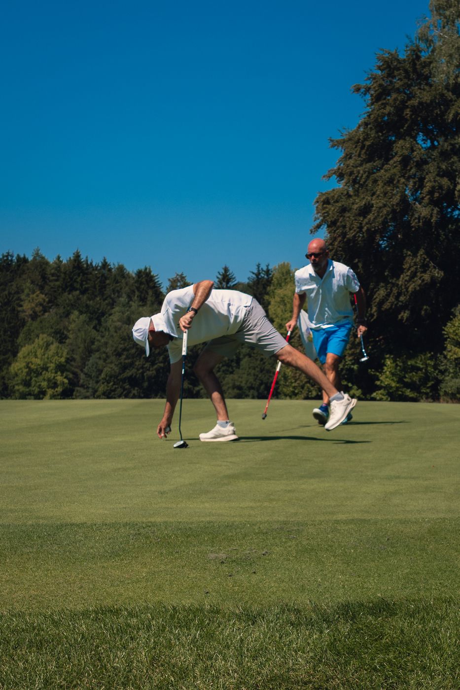 Spielszene auf der Runde beim Turnier Birdies on Tour auf der Golfanlage Gerhelm