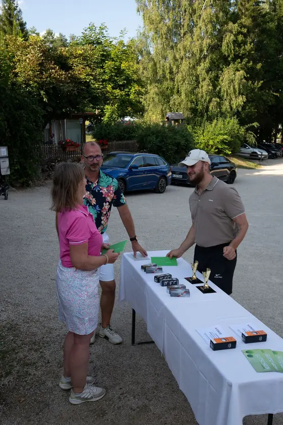 Siegerehrung beim Turnier Birdies on Tour auf der Golfanlage Gerhelm