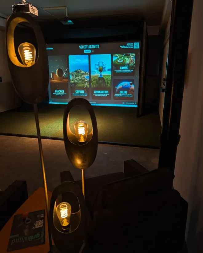 Trackman-Men&uuml; mit dem Punkt Tournaments: hier startet die Indoor League